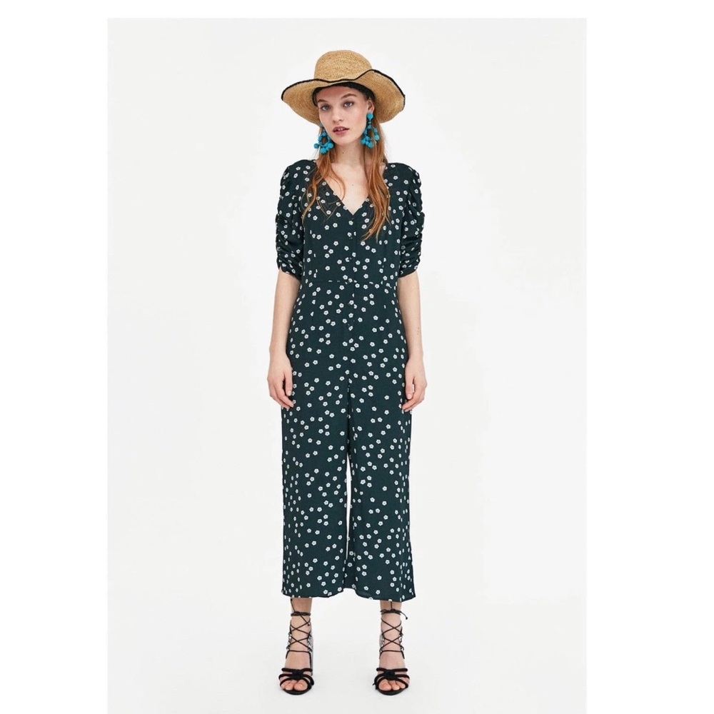 ZARA Dark Green Blossom Floral Print Jumpsuit. Women’s Size Small